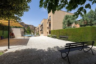 Piso en venta en Bola de Oro - Serrallo en Granada