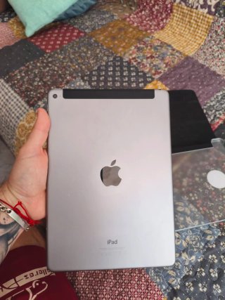 Apple iPad Air 2 Plata