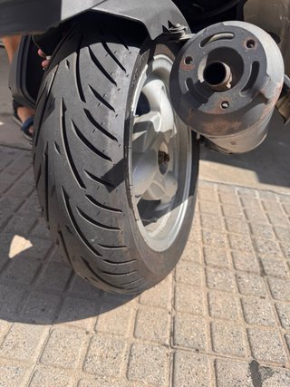 Moto Scooter 125cc Azul y Negra