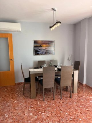 Piso en venta de 115 m2, 3 habitaciones y 2 baños