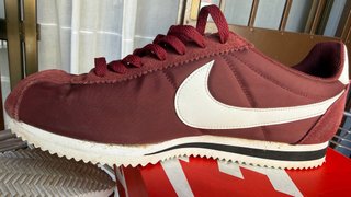 Nike Cortez Rojas y Blancas