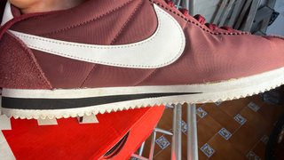 Nike Cortez Rojas y Blancas