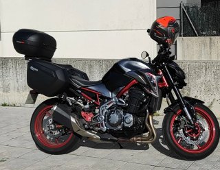 Baúl Shad SH46 y maletas laterales Shad SH23 Z900
