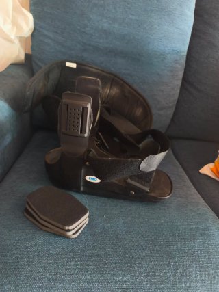 Bota ortopédica EMO Talla 44