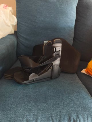Bota ortopédica EMO Talla 44