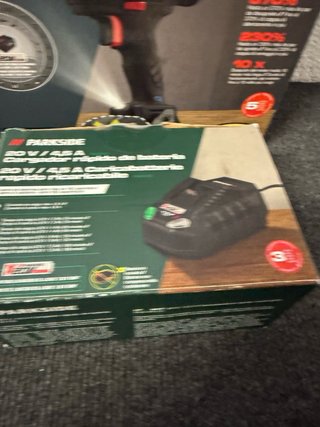 Llave de impacto Parkside 20V Batería Inteligente