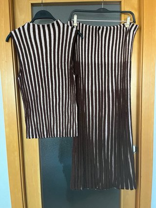 Conjunto Zara Top y Falda Rayas Talla L