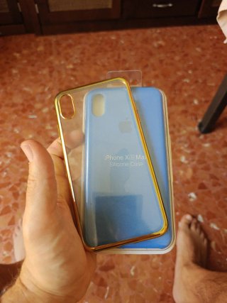 Funda iPhone XS Max Azul y otra con Borde Dorado