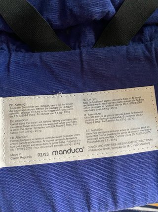 Mochila Portabebés Manduca Azul.