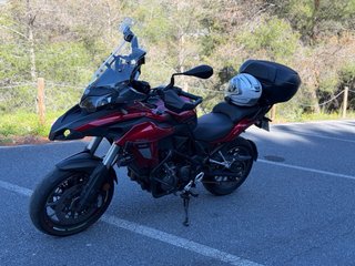 Benelli TRK 502 Roja