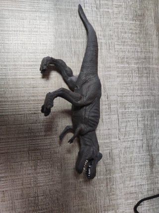 Figura Dinosaurio T-Rex Oscuro