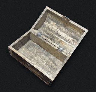 Caja de Madera Decorada con Pentagrama