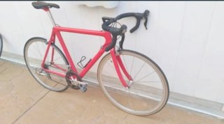 Bicicleta de carretera C4 Roja