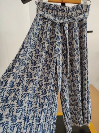 Pantalón palazzo estampado mujer