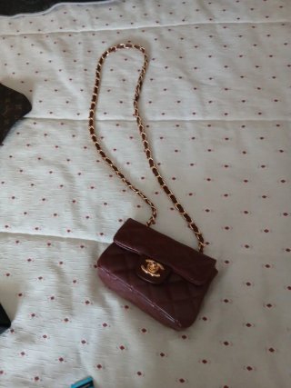 Bolso Mini Chanel Burdeos Dorado