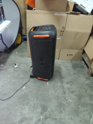 JBL PartyBox 710 Altavoz Bluetooth Negro