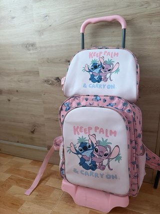 Estuche escolar rosa con estampado