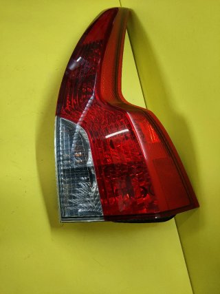 PILOTO TRASERO DERECHO VOLVO V50 SW FAMILIAR