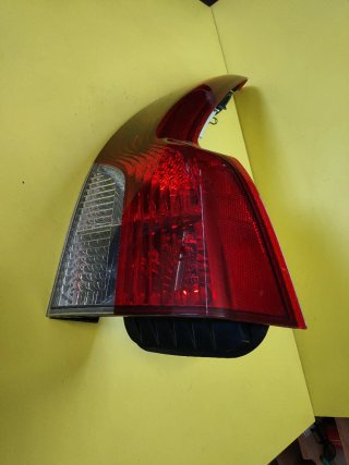 PILOTO TRASERO DERECHO VOLVO V50 SW FAMILIAR