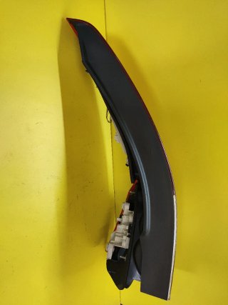 PILOTO TRASERO DERECHO VOLVO V50 SW FAMILIAR