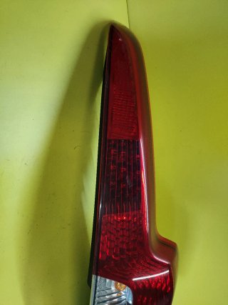 PILOTO TRASERO DERECHO VOLVO V50 SW FAMILIAR