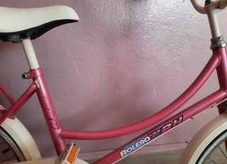 Bicicleta rosa,BH Bolero, ruedas 21 pulgadas