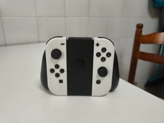 Nintendo Switch Oled + Accessori