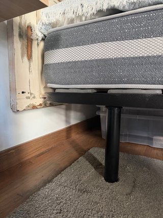 Somier 135x190cm con patas STAR