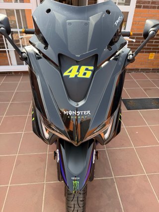 Yamaha T-Max Tech Max 2021