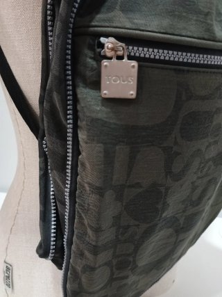 Mochila Tous verde con estampado