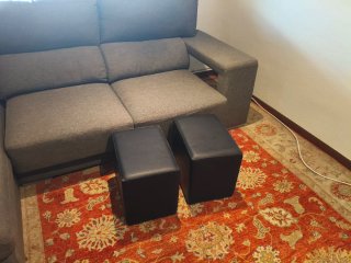 Sofá chaise longue gris