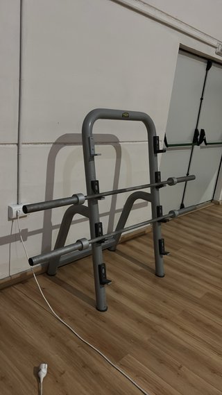Rack para discos y barras de gimnasio