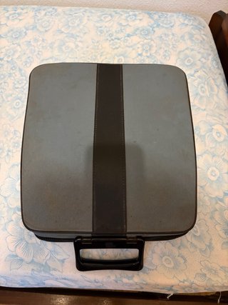 Máquina de escribir Olivetti Lettera 32