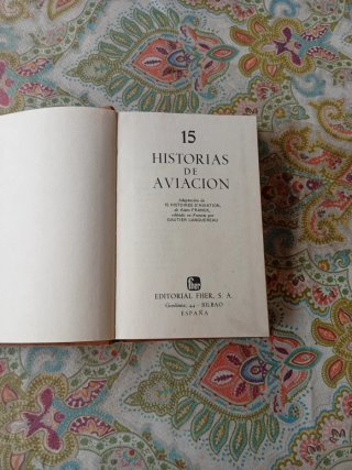Antiguo libro, historias de la aviacion
