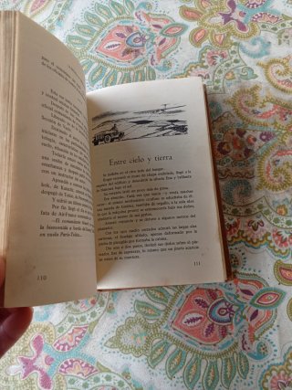 Antiguo libro, historias de la aviacion