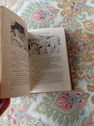 Antiguo libro, historias de la aviacion
