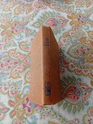 Antiguo libro, historias de la aviacion