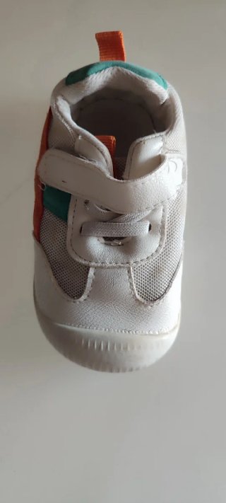 Zapatillas deportivas blancas para bebé, número 18
