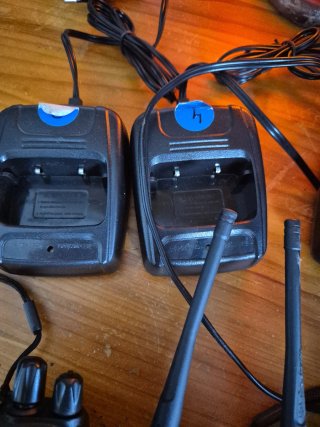 Pack Walkie Talkie Retevis y Baofeng con Cargadore