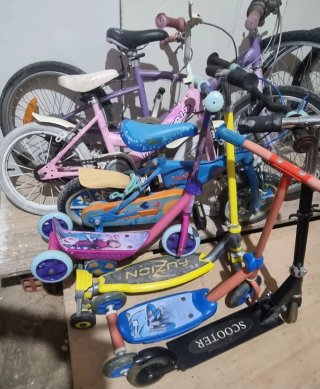 Lote Bicicletas, Patinetes y Accesorios