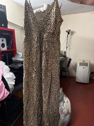 Vestido largo estampado leopardo