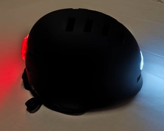 Patinete Eléctrico Xiaomi Scooter 4 con casco
