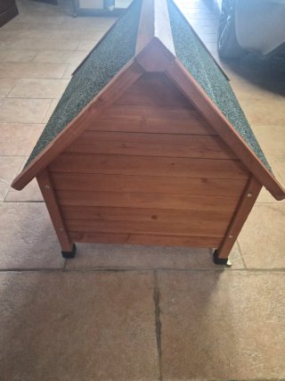 Caseta para perro de madera