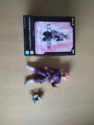Figura Dragon Ball Goku Black Rose
