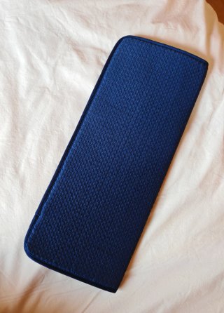 Cojín de viaje plegable azul