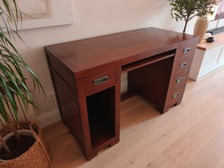 Mesa escritorio madera maciza colonial