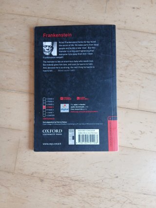 Oxford Bookworms Library: Stage 3: Frankenstein