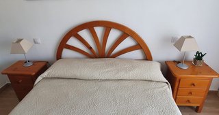 Dormitorio de Matrimonio de Madera de Pino