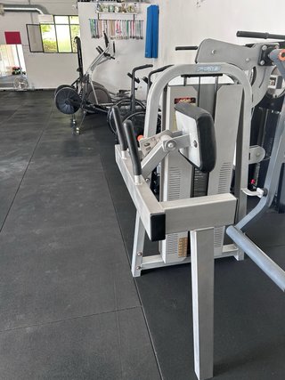 Lote máquinas glúteo y pierna