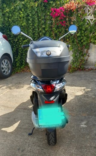 Piaggio Liberty Negra